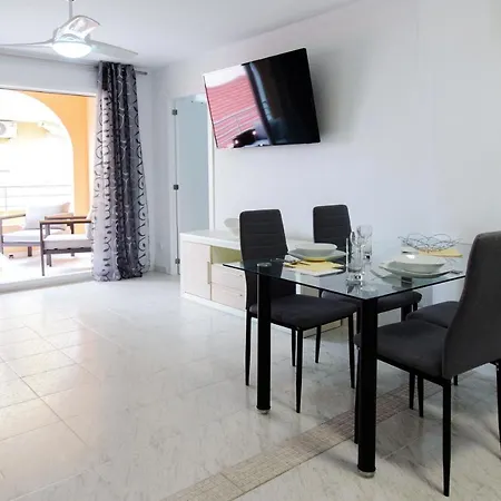 Playa Del Cura Apartment *